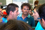 Ada Colau se presenta en la sede ocupada de Movistar y advierte de que Barcelona "no puede tolerar" este desalojo-Foto: MÓNICA PELLICCIA