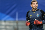 Iker Casillas, en un entrenamiento con el Oporto.-EFE