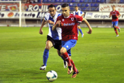 Julio Álvarez se ha recuperado y será titular ante el Castilla. / Diego Mayor-