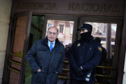 El expresidente de la CEOE Gerardo Díaz Ferrán sale de declarar, en marzo del 2012, de la Audiencia Nacional por el caso Marsans.-DAVID CASTRO