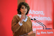 La ministra de Justicia en funciones, Dolores Delgado, durante su intervención en un mitin en la localidad de la Felguera (Langreo).-EFE