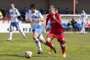 El central adnamantino Anto en el derbi ante el Numancia B de esta temporada. MARIO TEJEDOR