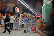 Situación del comercio en la capital - Fotografo Mario Tejedor (63)