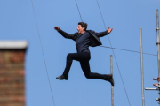 Tom Cruise, durante el accidentado rodaje de una escena de Misión imposible 6, en Londres.-MEGA VIDEO