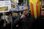Joan Coma, este miércoles, a la salida de la Audiencia Nacional tras declarar ante el juez.-JOSÉ LUIS ROCA