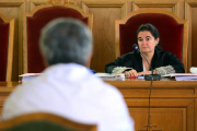 Un momento de la primera sesión del juicio contra el gestor de una empresa de distribución de carburantes.-ALVARO MARTÍNEZ