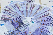 Billetes de 500 euros.-