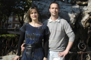 Juan Ignacio Alonso Sanz y Sonia Zalabardo Calvo, jurados de El Rosel y San Blas, en el Espino.  /Á.M.-
