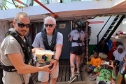 El actor Richard Gere, en el ’Open Arms’.-TWITTER DE OPEN ARMS