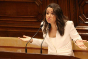 Inés Arrimadas, en el Parlament durante la primera sesión de investidura.-RICARD CUGAT