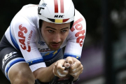 Campenaerts, en una prueba ciclista.-AFP