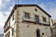 Ayuntamiento de Cabrejas del Pinar.-L.A.T.