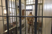 Primera imagen de 'El Chapo' Guzmán en su nueva celda.-