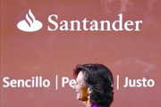 Ana Botín, en una rueda de prensa a principios de junio, en Madrid.-JUAN MANUEL PRATS
