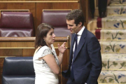 Adriana Lastra y Pablo Casado.-DAVID CASTRO
