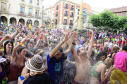 las fiestas de San Juan concluyeron con el Lunes de Bailas. / Álvaro Martínez-