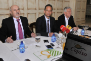 Andrés García, Francisco Javier Blanco y Amadeo Sagué presentan el aniversario.-VALENTÍN GUISANDE