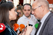 Arrimadas e Igea, en un momento del tenso encuentro que tuvieron en el foro de EL MUNDO DE CASTILLA Y LEÓN. ICAL