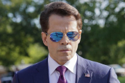 Scaramucci camina por el recinto de la Casa Blanca, el 25 de julio.-AP / PABLO MARTINEZ MONSIVAIS