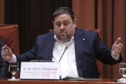 El vicepresidente del Govern, Oriol Junqueras, en la comisión de Afers Institucionals del Parlament.-DANNY CAMINAL