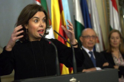 La vicepresidenta del Gobierno, Soraya Saénz de Santamaría.-DAVID CASTRO