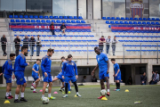 Los jugadores del Elsense, en el entrenamiento del miércoles.-MIGUEL LORENZO
