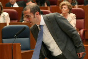 Toma de posesión de Julio López como procurador del Partido Socialista de las Cortes. / Ical-