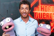 Pablo Motos, con las hormigas Trancas yBarrancas, en el programa de Antena 3 'El hormiguero'.-GARVER