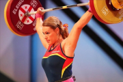 Lydia Valentin, en un momento de la competición en el Europeo.-ZURAB KURTSIKIDZE (EFE)