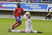 Cedric anotó uno de los cuatro goles con los que el Numancia ganó al Girona la temporada pasada. / ÚRSULA SIERRA-