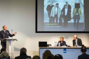 Las autoridades presentes en la conferencia de prensa sobre seguridad celebrada en Holanda.-AFP