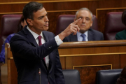 edro Sánchez, durante el pleno del Congreso.-JOSE LUIS ROCA