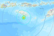 El hipocentro del movimiento telúrico fue localizado a 10 kilómetros de profundidad y a 30,3 kilómetros al suroeste de Nggongi Satu.-US GEOLOGICAL SURVEY/ EPA