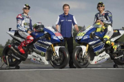 Lorenzo, Jarvis y Rossi, en una imagen reciente.-MIRCO LAZZARI