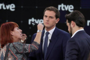 El líder de Ciudadanos, Albert Rivera, antes de dar comienzo el debate en RTVE el 22 de abril ante las elecciones generales del 28-M.-EFE / JUANJO MARTÍN