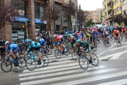 La Vuelta dejará hoy la provincia tras dos días de gran ciclismo. VALENTÍN GUISANDE