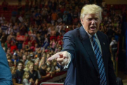 Donald Trump da un discurso en Canton (Ohio) durante su campaña presidencial, el miércoles.-AFP / JEFF SWENSEN