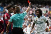 Hernández Hernández expulsa a Marcelo tras golpear a Lerma en el Madrid-Levante-SUSANA VERA