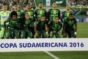 Los jugadores del Chapecoense iban a Medellín a disputar el partido de ida de la final de la Copa Sudamericana.-