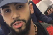 El 'youtuber' Adam Saleh acusa a Delta de expulsarle de un avión por hablar árabe.-