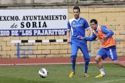 Julio Álvarez en el entreno de ayer del Numancia en el anexo de Los Pajaritos. / Valentín Guisande-