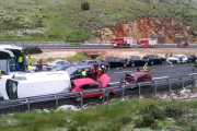 Una imagen del accidente en Segovia. / ICAL -