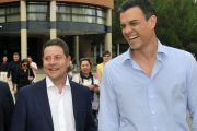 Pedro Sánchez y Emiliano García-Page, en un acto en Albacete.-EFE