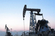 Campo de extracción de petróleo en China.-EFE / WU HONG