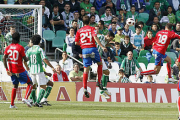 El Numancia plantó cara al Betis en la primera parte. / ÁREA 11-