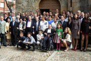 Una imagen de las parejas y sus familiares-