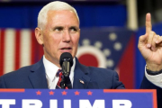 Mike Pence habla durante un acto electoral en Rossford (Ohio), el 7 de octubre.-AP / NICK THOMAS