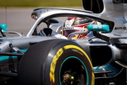 El británico Lewis Hamilton estrelló su Mercedes en el primer día del GP de Canadá.-EFE / VALDIN CHEMA