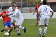 El Numancia B ganaba por la mínima al Almazán en el partido de la primera vuelta. / Diego Mayor-