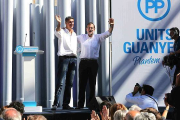 Mariano Rajoy en su discurso de apoyo a Xavier García Albiol en el mitin del PP en Badalona.-ELISENDA PONS